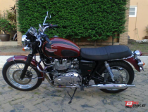 Triumph Bonneville T100