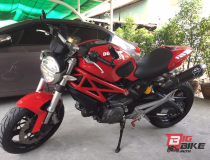 Ducati Monster 795