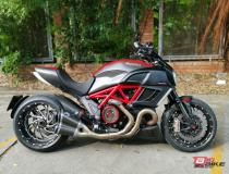 Ducati Diavel Carbon Y16