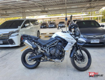 Triumph Tiger 800 XCA