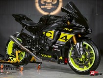 Yamaha YZF-R1