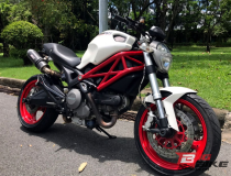 Ducati Monster 795