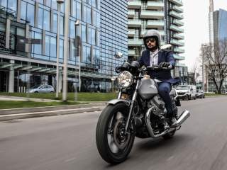 ใหม่ New Moto Guzzi V7 iii Milano 2020 ราคา ตารางผ่อน-ดาวน์ รถมอเตอร์ไซค์บิ๊กไบค์คลาสสิกสไตล์ครุยเซอร์