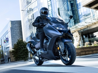 ใหม่ New Yamaha Tmax 2023 ข้อมูล ราคา ตารางผ่อน-ดาวน์ รถจักรยานยนต์บิ๊กสกู๊ตเตอร์ระดับท็อป