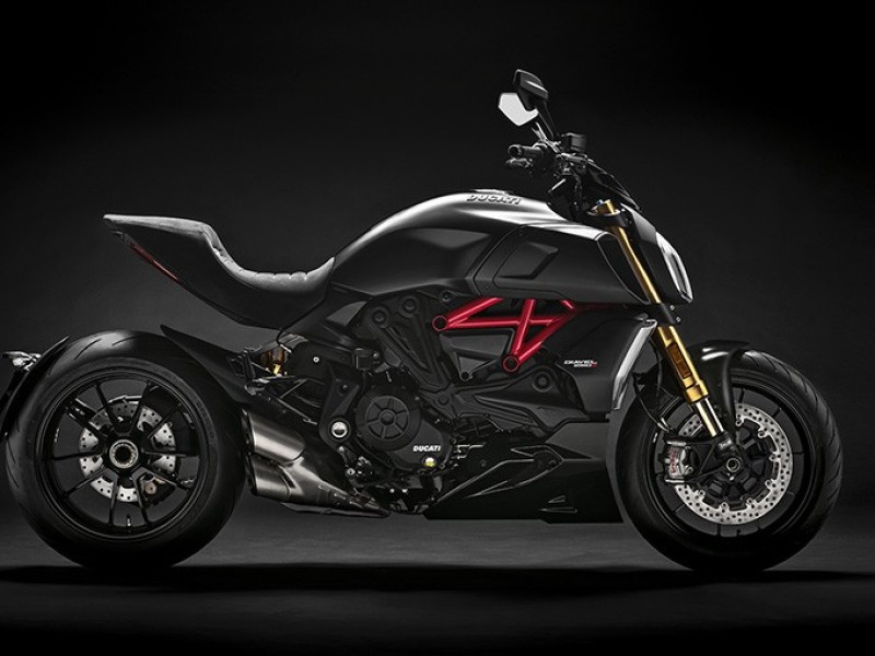 ใหม่ New Ducati Diavel 1260 2020 ราคา ตารางผ่อน-ดาวน์ รถมอเตอร์ไซค์บิ๊กไบค์สไตล์ Sport Cruiser แบบ Naked