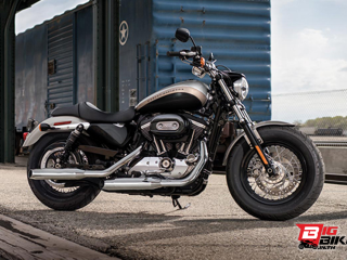 ข้อมูล Harley Davidson Sportster 1200 Custom ราคา ตารางผ่อน-ดาวน์  โดดเด่นด้วยตะเกียบหน้าที่ใหญ่ มีสีสไตล์คัสตอม